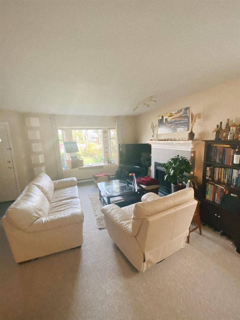 Short term rental - in Kitsilano