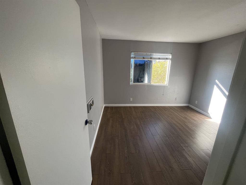 Room available near North Park