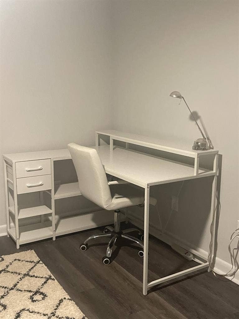 Private Room with en suite Bathroom