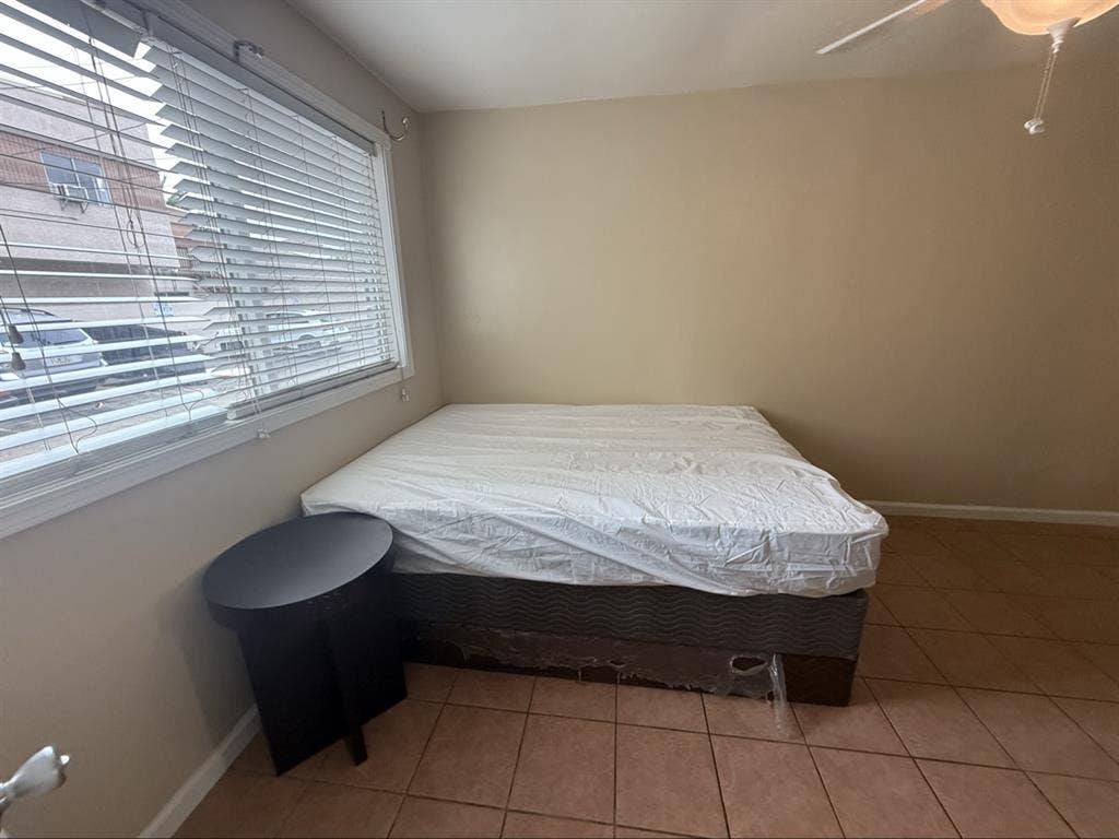 Fully Furnished room at SDSU Campus