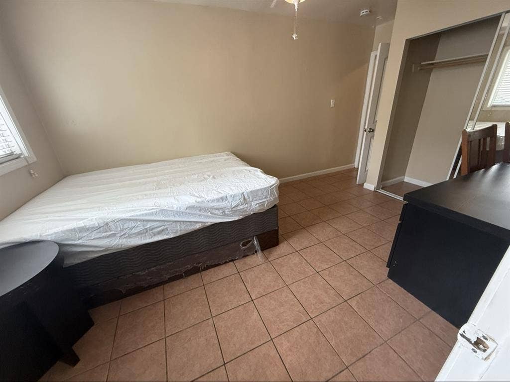 Fully Furnished room at SDSU Campus