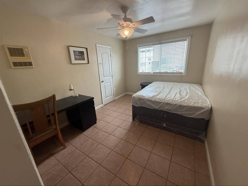Fully Furnished room at SDSU Campus