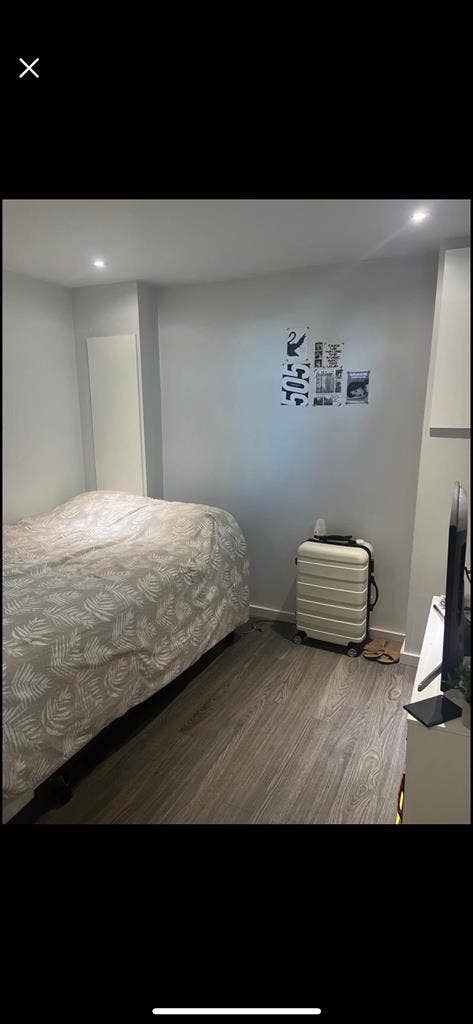 Chambre avec colocataires à louer