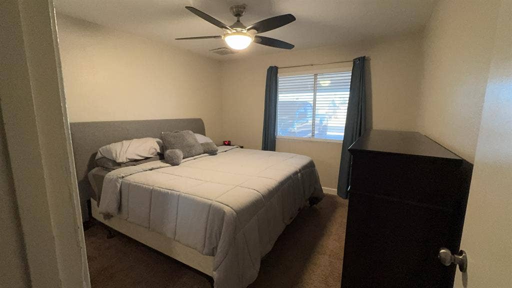 Room for rent in Chandler.