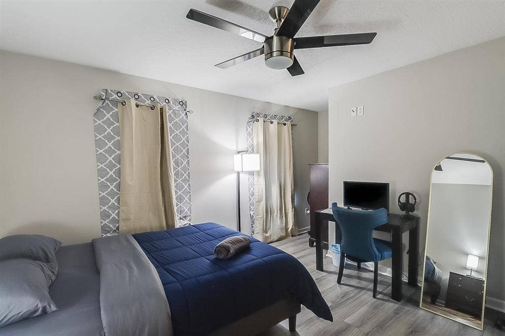 Gulfport Room for Rent