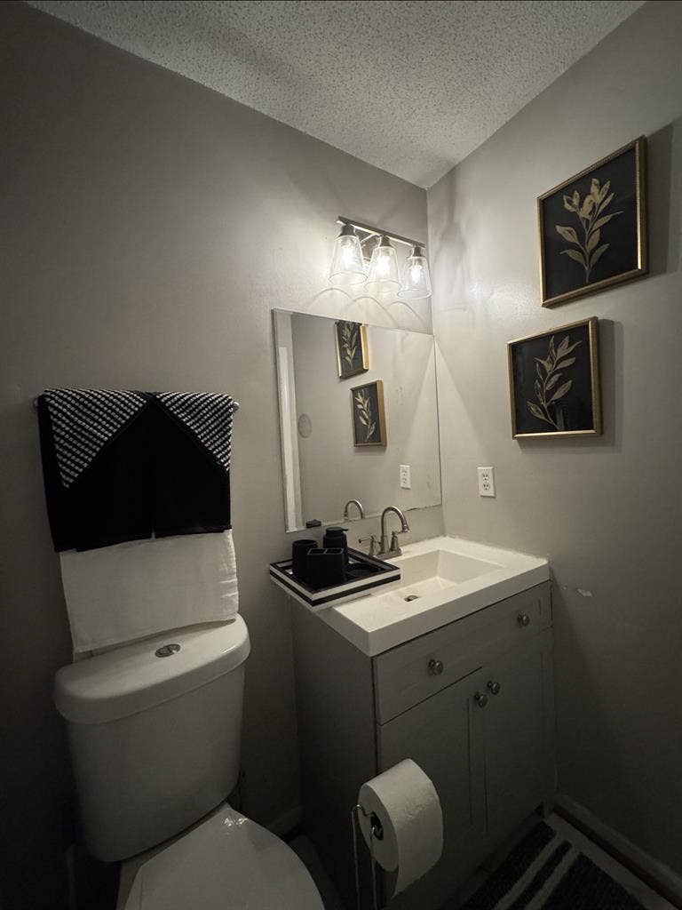 Fully furnished room for rent.