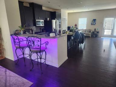 Room available in Townhome