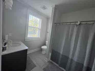 Airport room w/private bath