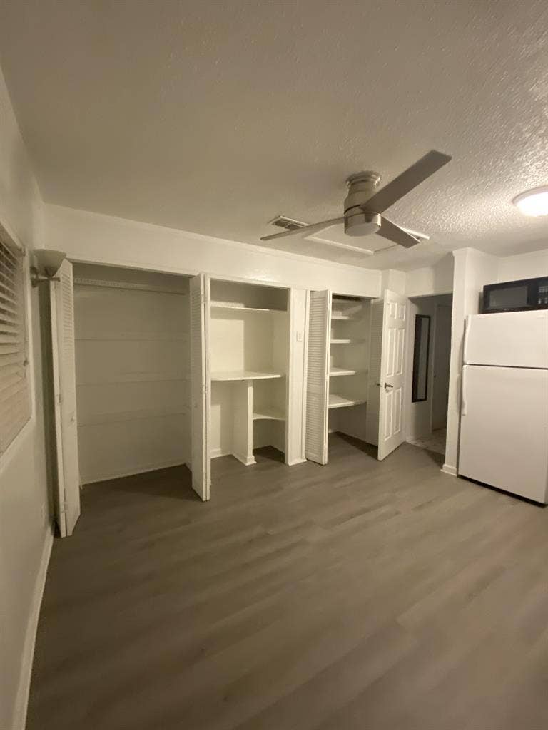 Studio Apartment Available Now