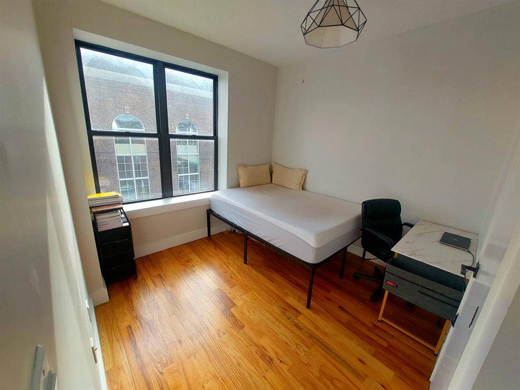 Furnished Private Room Available