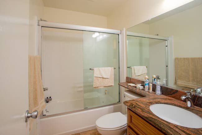 Stunning Sunnyvale bath apt