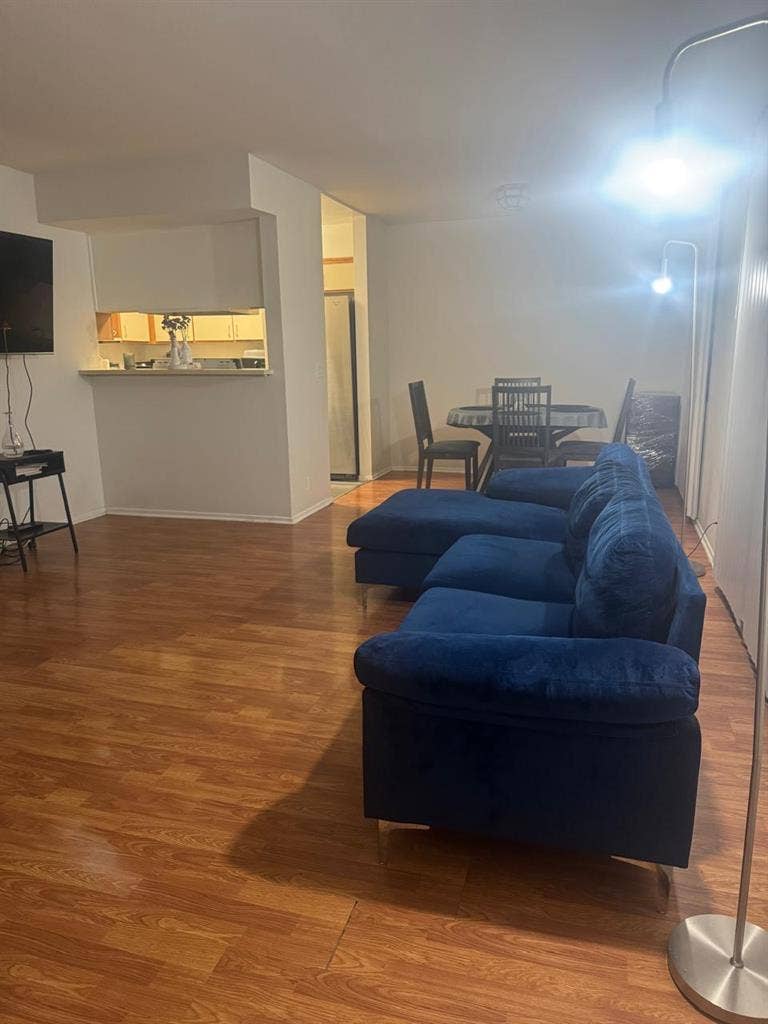 Room for Rent in Los Feliz