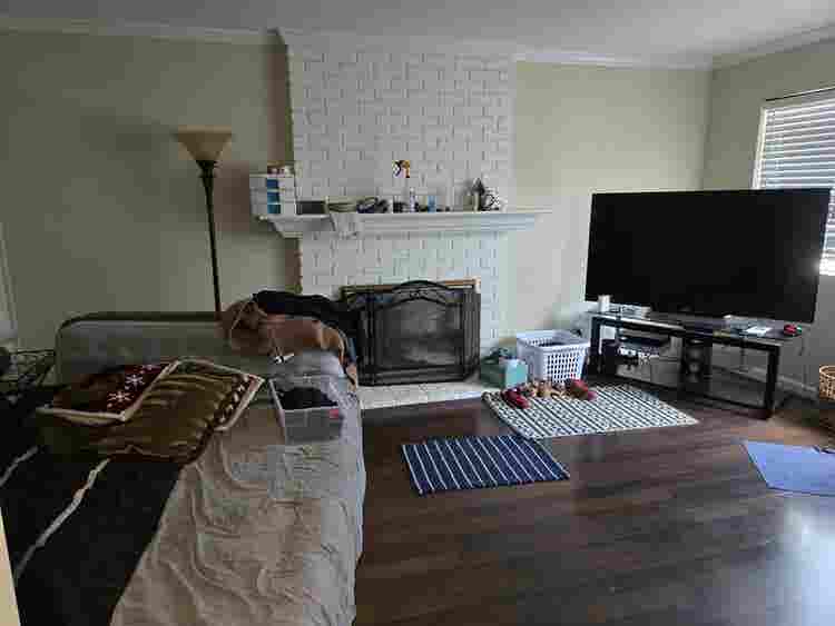 Large enclosed Living Room