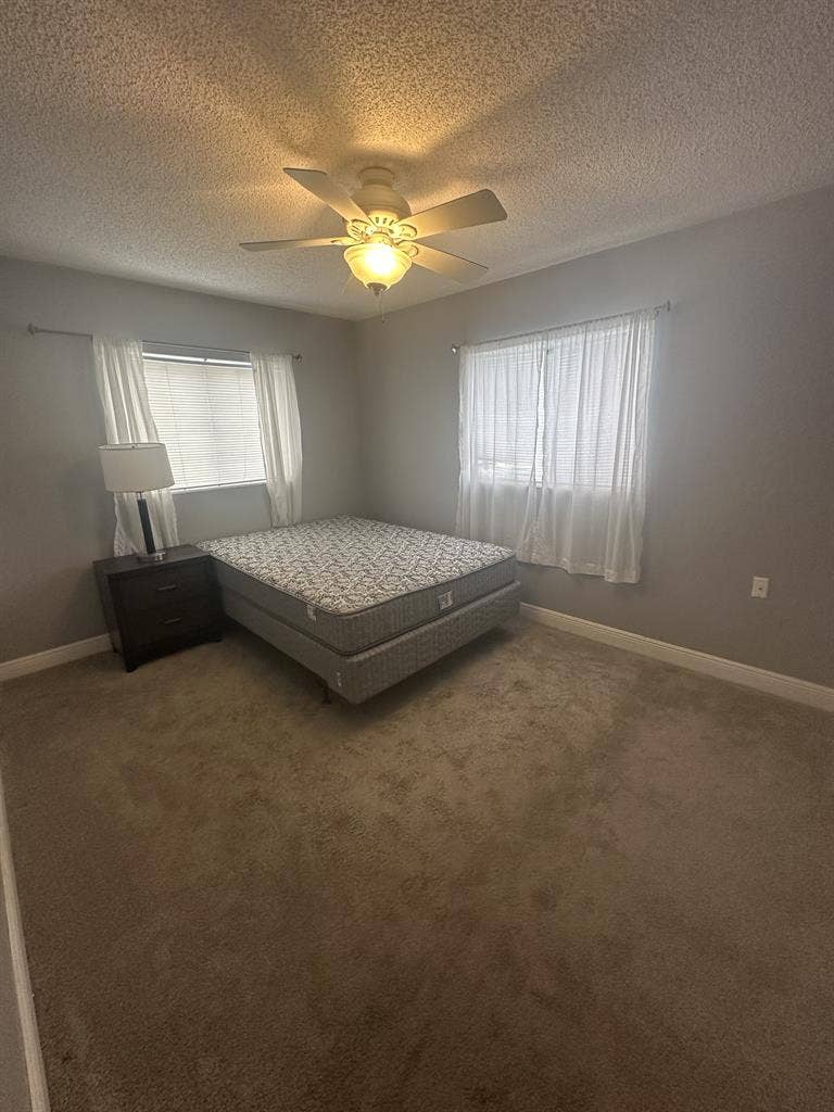 COZY AND FURNISHED ROOM AVAILABLE