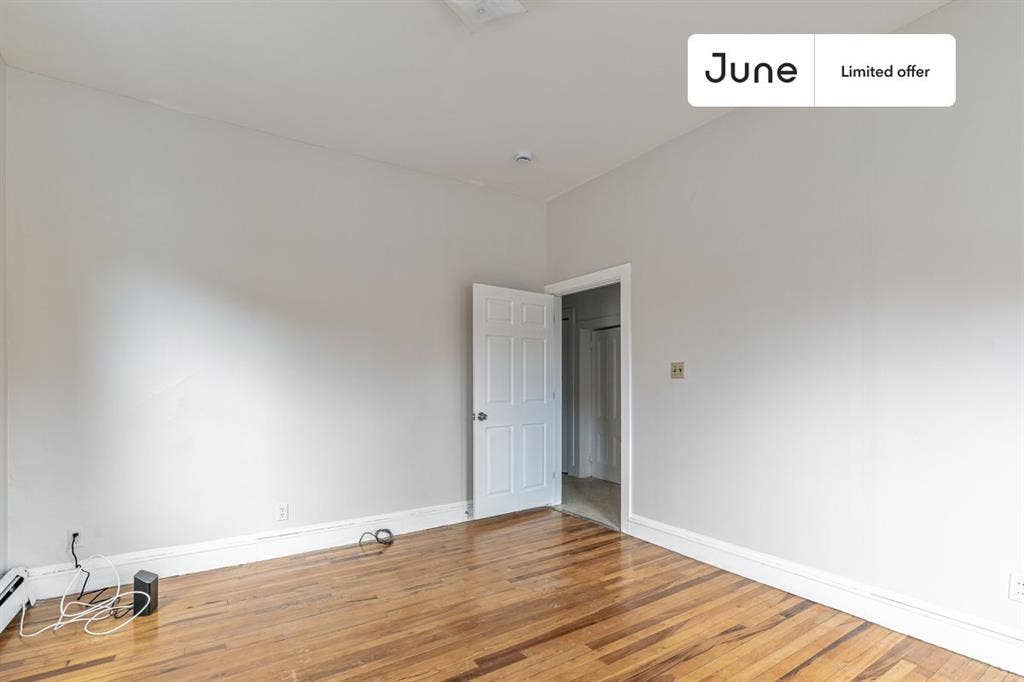 3 BR in Boston