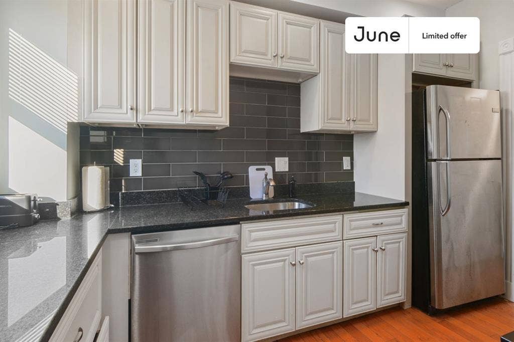 4 BR in Boston