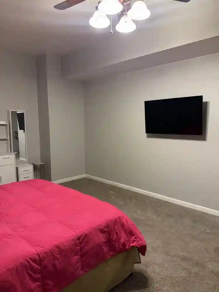 Violet Beauty Room in Lakewood