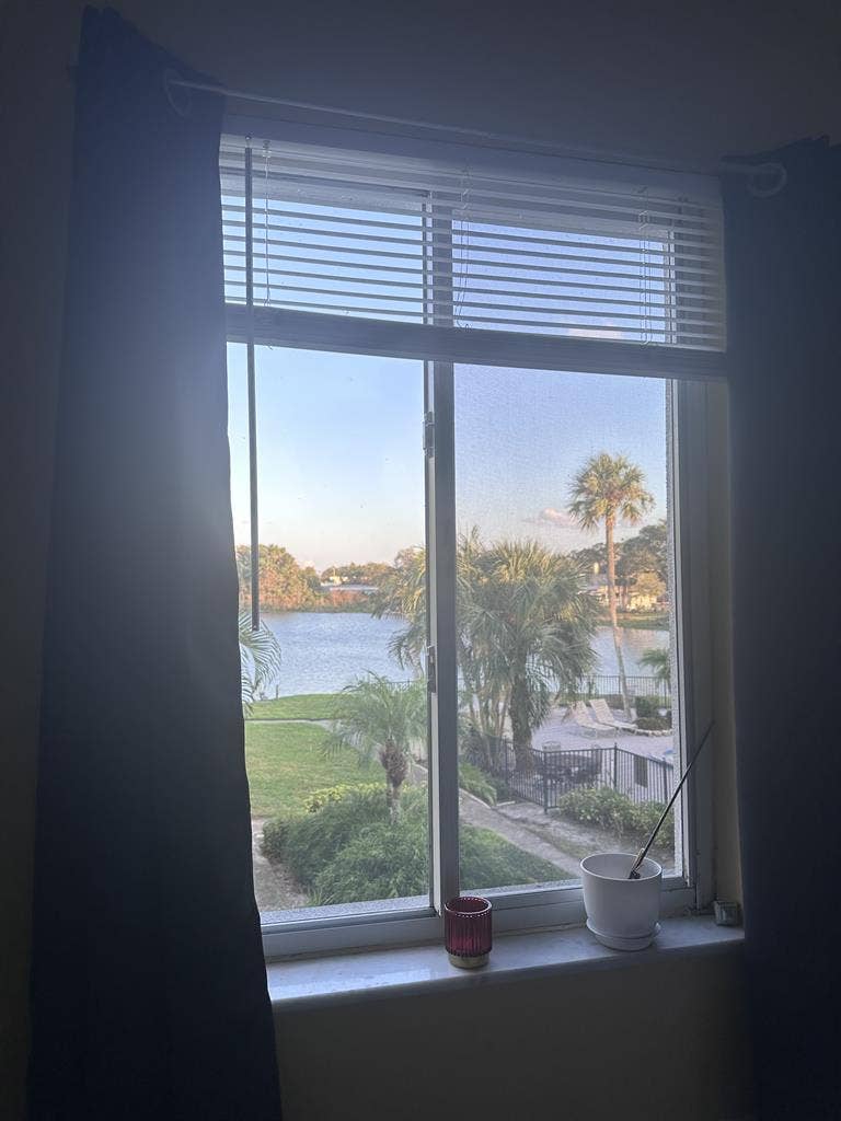 Room For Rent in Baldwin Park