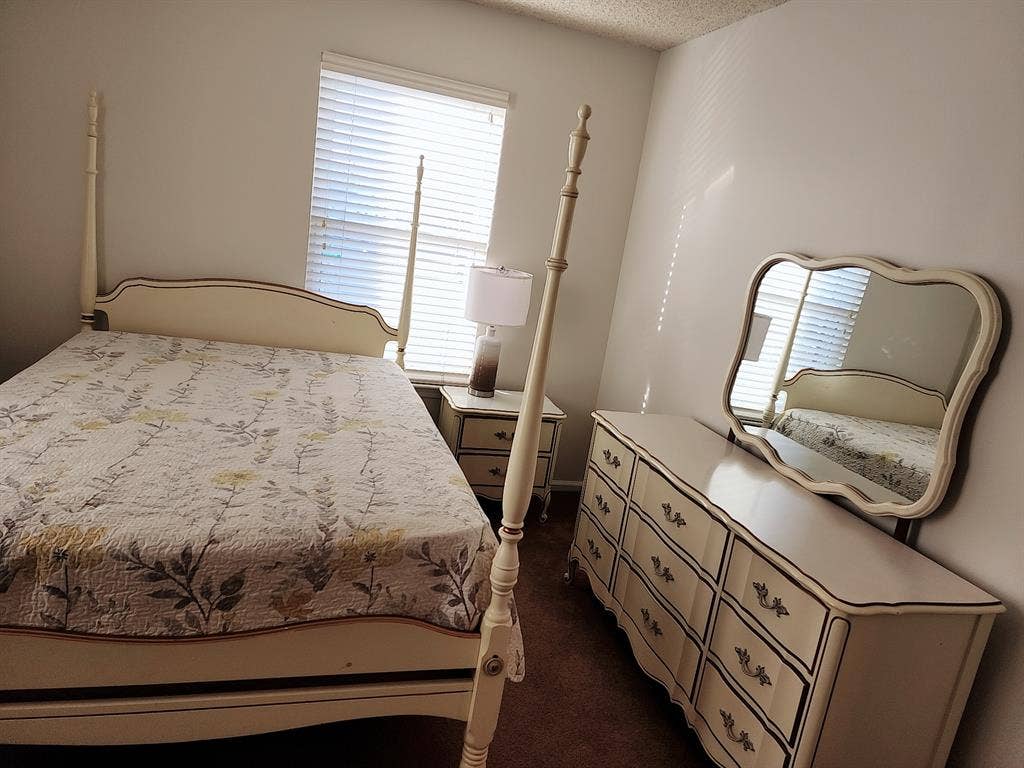 Cozy Room for Rent – Location