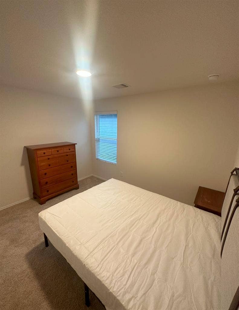 $ FULLY FURNISHED ROOMS