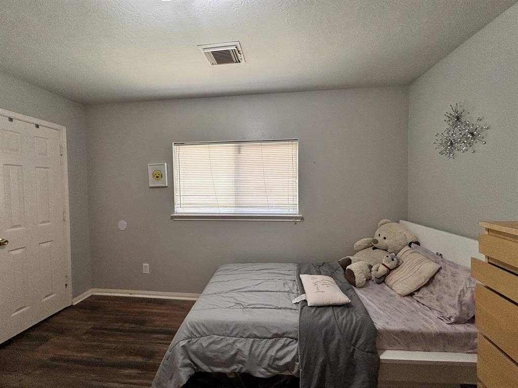 Private room for rent in cypress tx