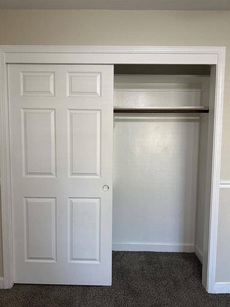 Room available for rent Feb 1st!