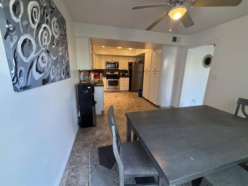 Irvine Large Room for Rent