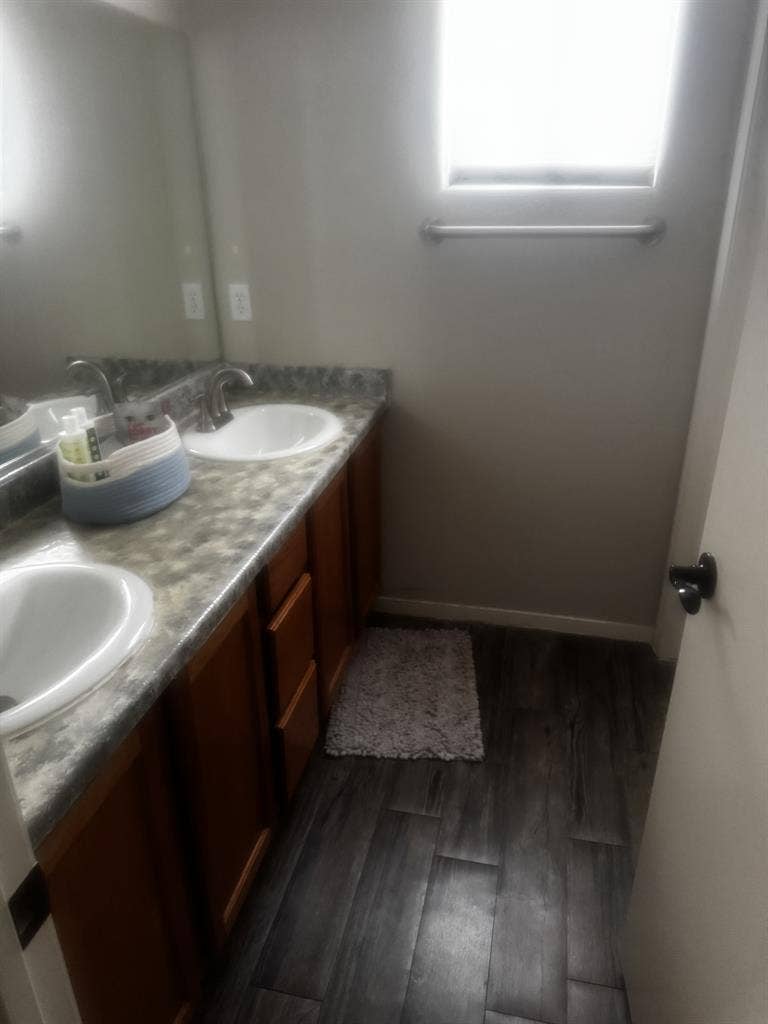 Quiet space near Henderson for rent