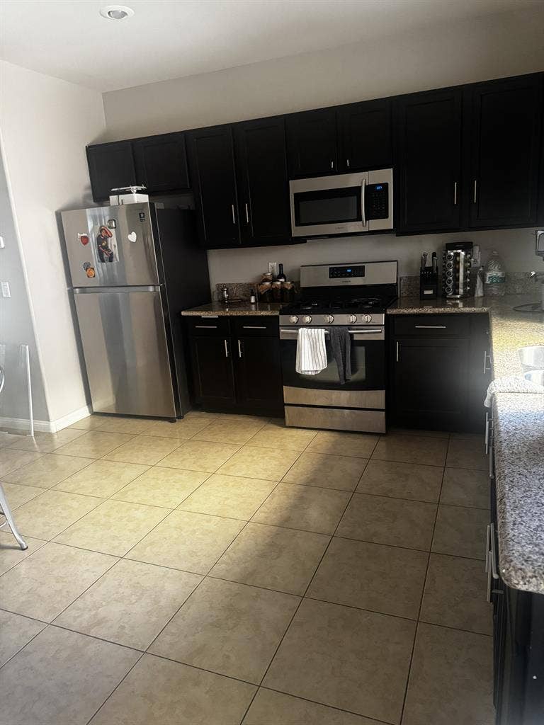 Quiet space near Henderson for rent