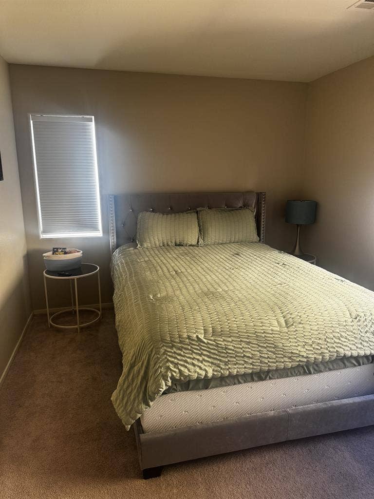 Quiet space near Henderson for rent