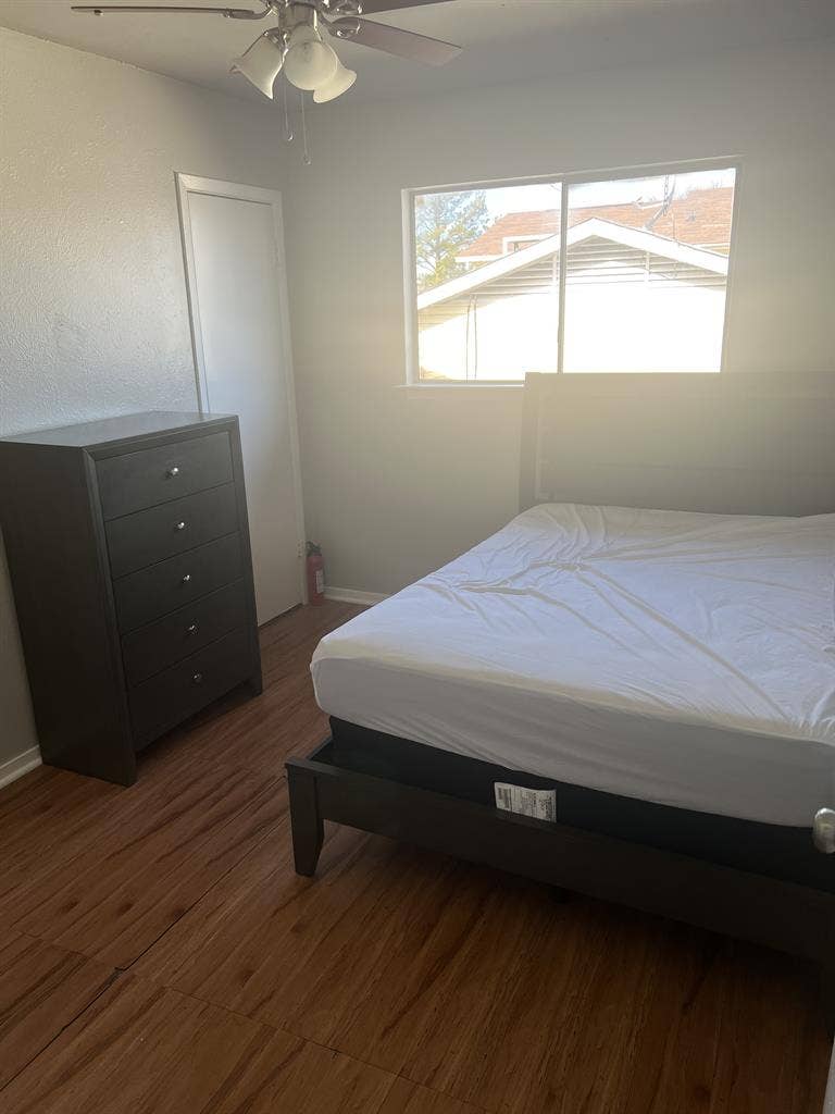 Room for rent in garland tx