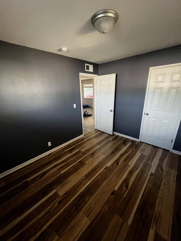 Room for rent near UA. Park/Grant