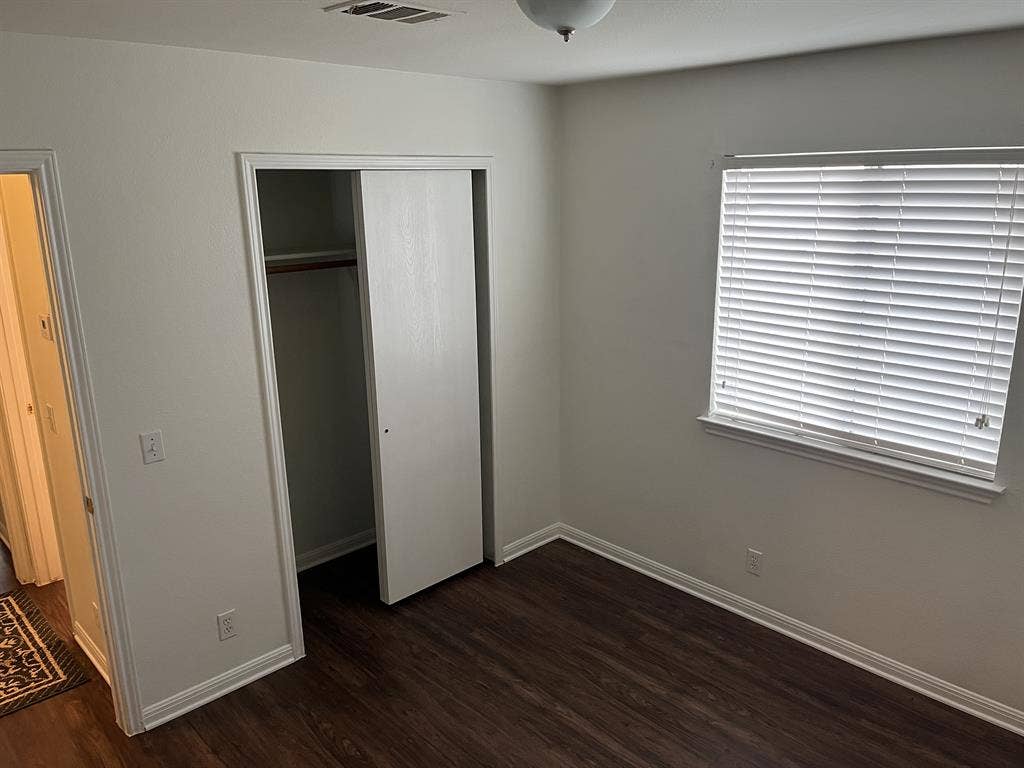 “Cozy room(s) for rent in Hutto"