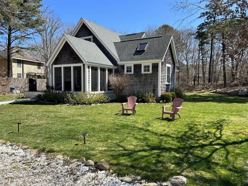 Room for Rent in Edgartown Home