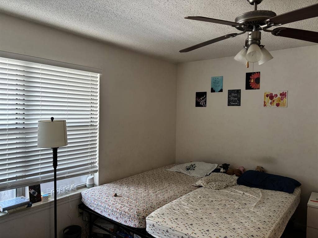 Sublease apartment from Mid Feb