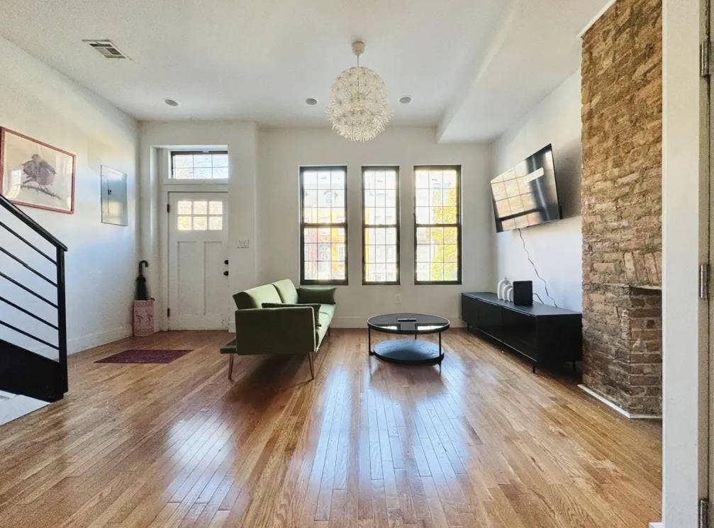 Furnished Room in Bedstuy