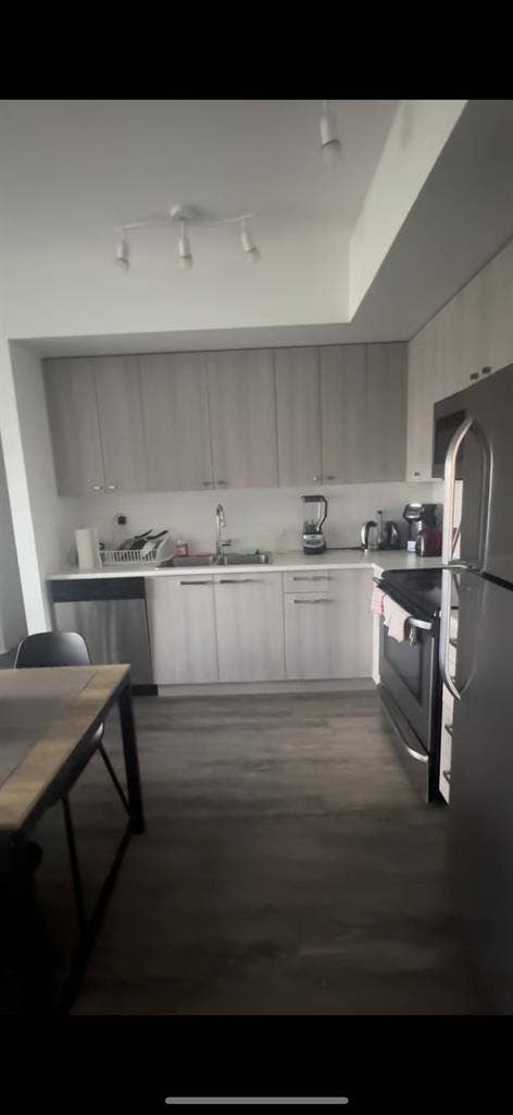 1 Bedroom with Private Bathroom U1