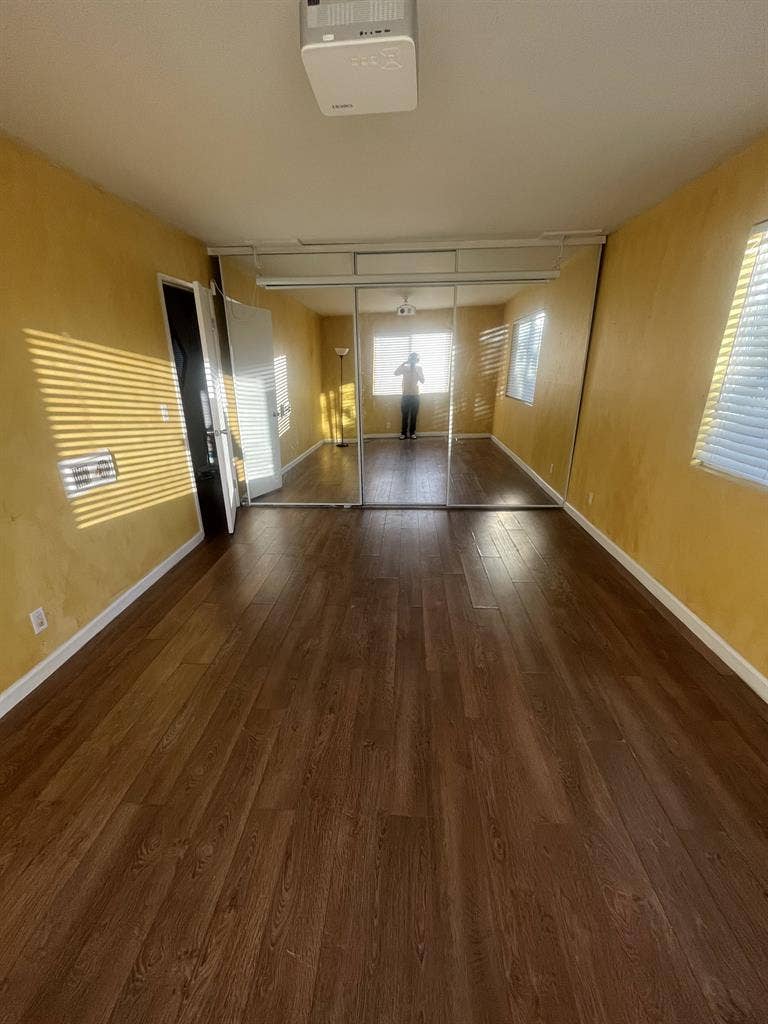 Master bedroom near North Park