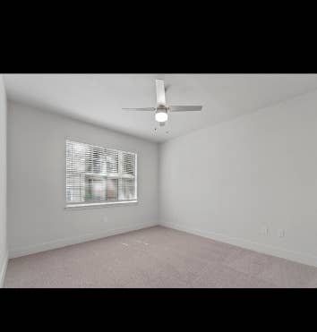 Subleasing r rent 2 bedroom apt