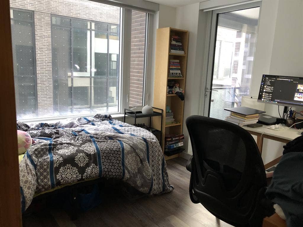 Seeking Roommate in High Park