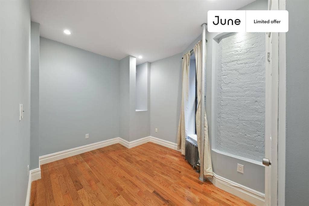 2 BR in New York City