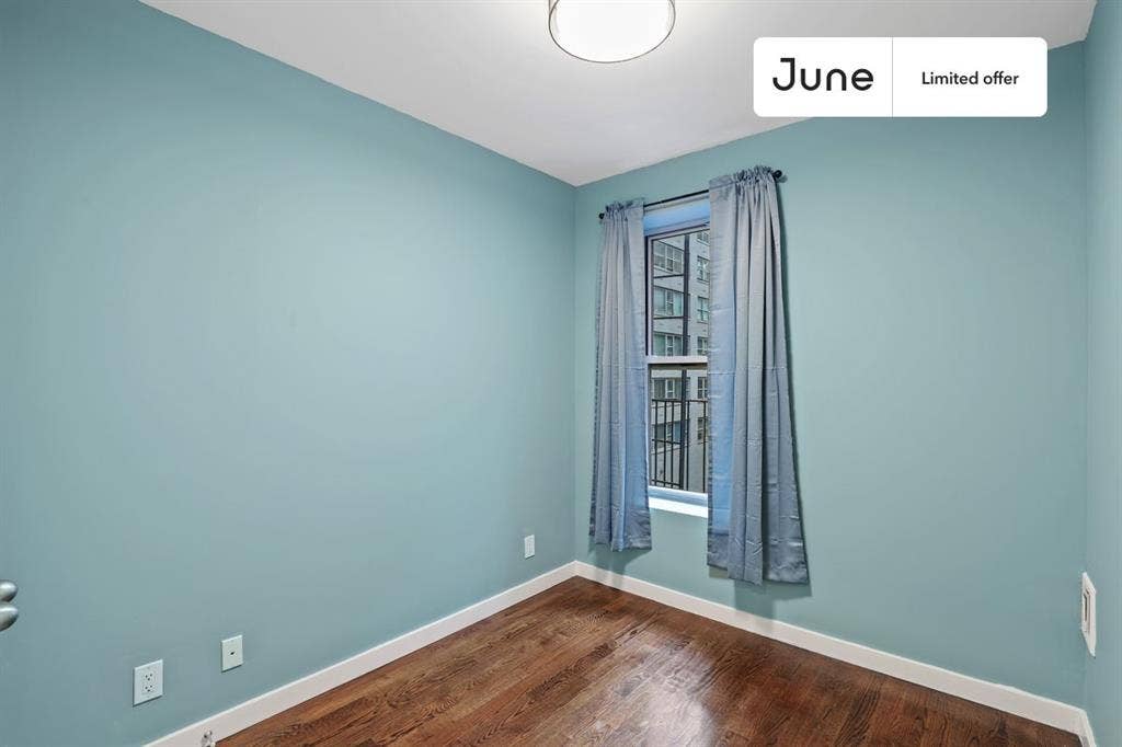 3 BR in New York City