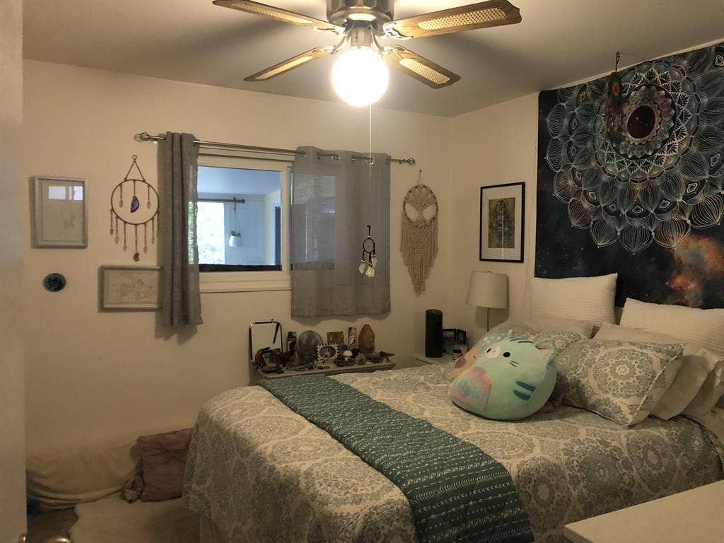 Bedroom for Rent in Clairemont Home