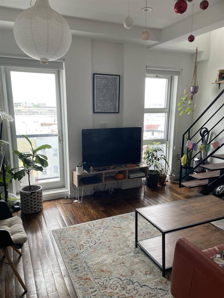 One room in 3BR in Greenpoint