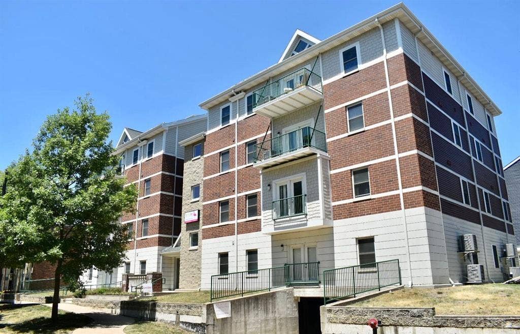 E Stoughton sublease