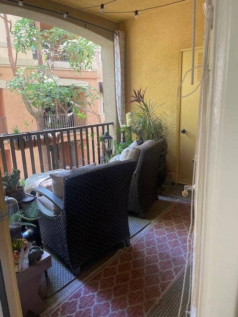 Looking for Roommate-Newport Coast