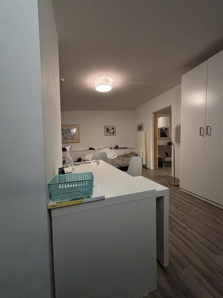 ROOM FOR SUBLET FOR MALE IN SHARING