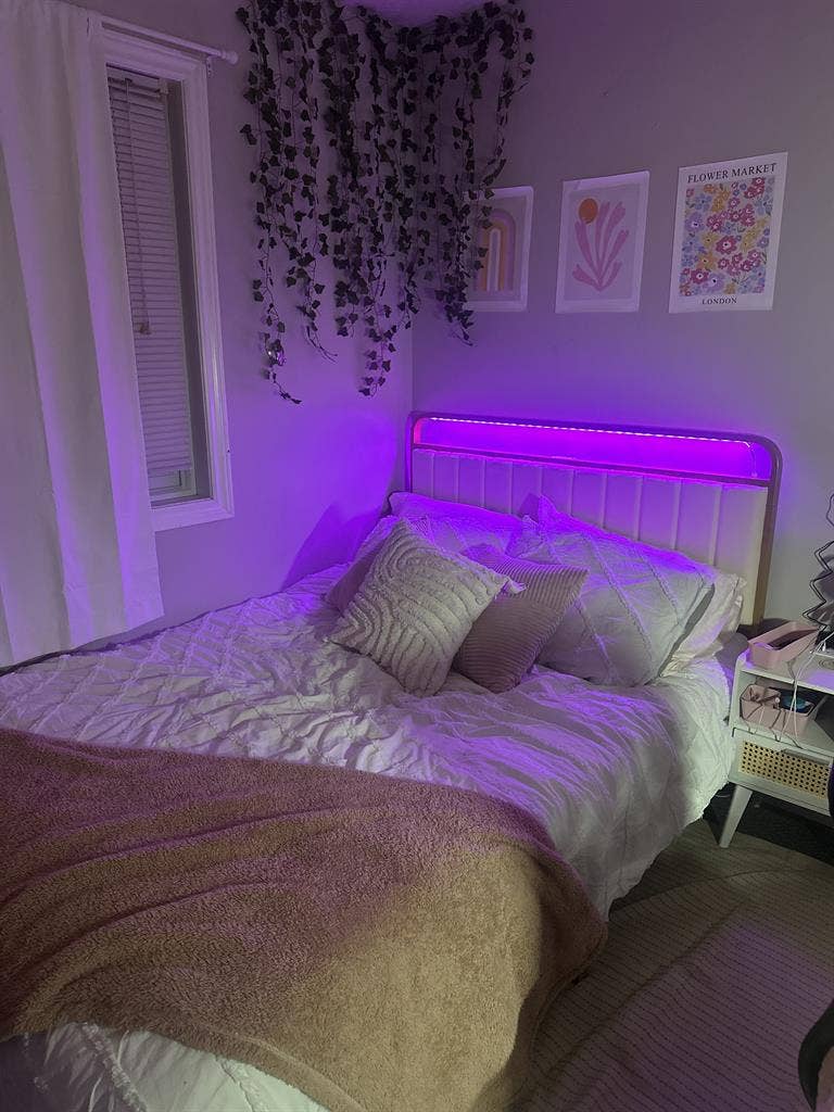 Female Room 
Sublet MAY 1 to AUGUST