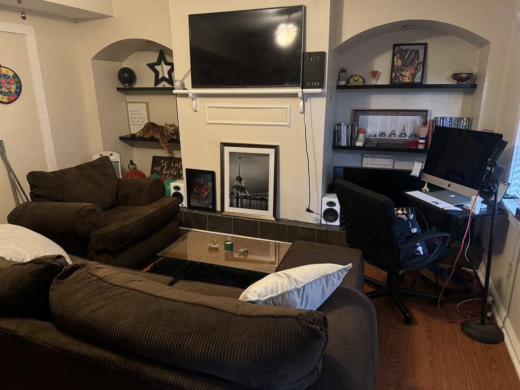 Room for rent - looking for room