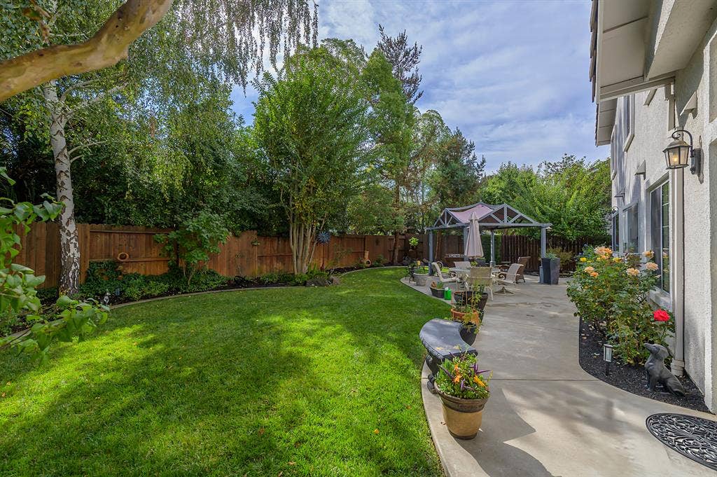 Very large room in a gorgeous home!